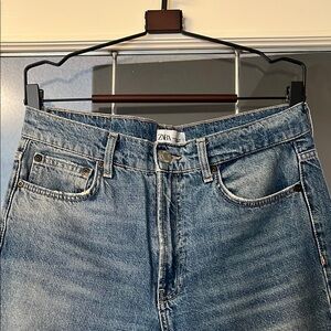 Zara Loose Straight Jeans